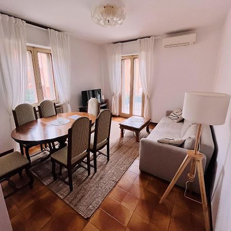 Apartment Al Lago, Torri Del Benaco Ngoại thất bức ảnh