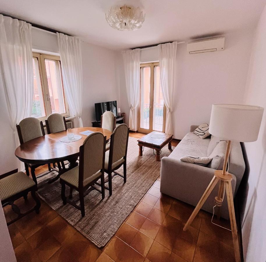 Apartment Al Lago, Torri Del Benaco Ngoại thất bức ảnh