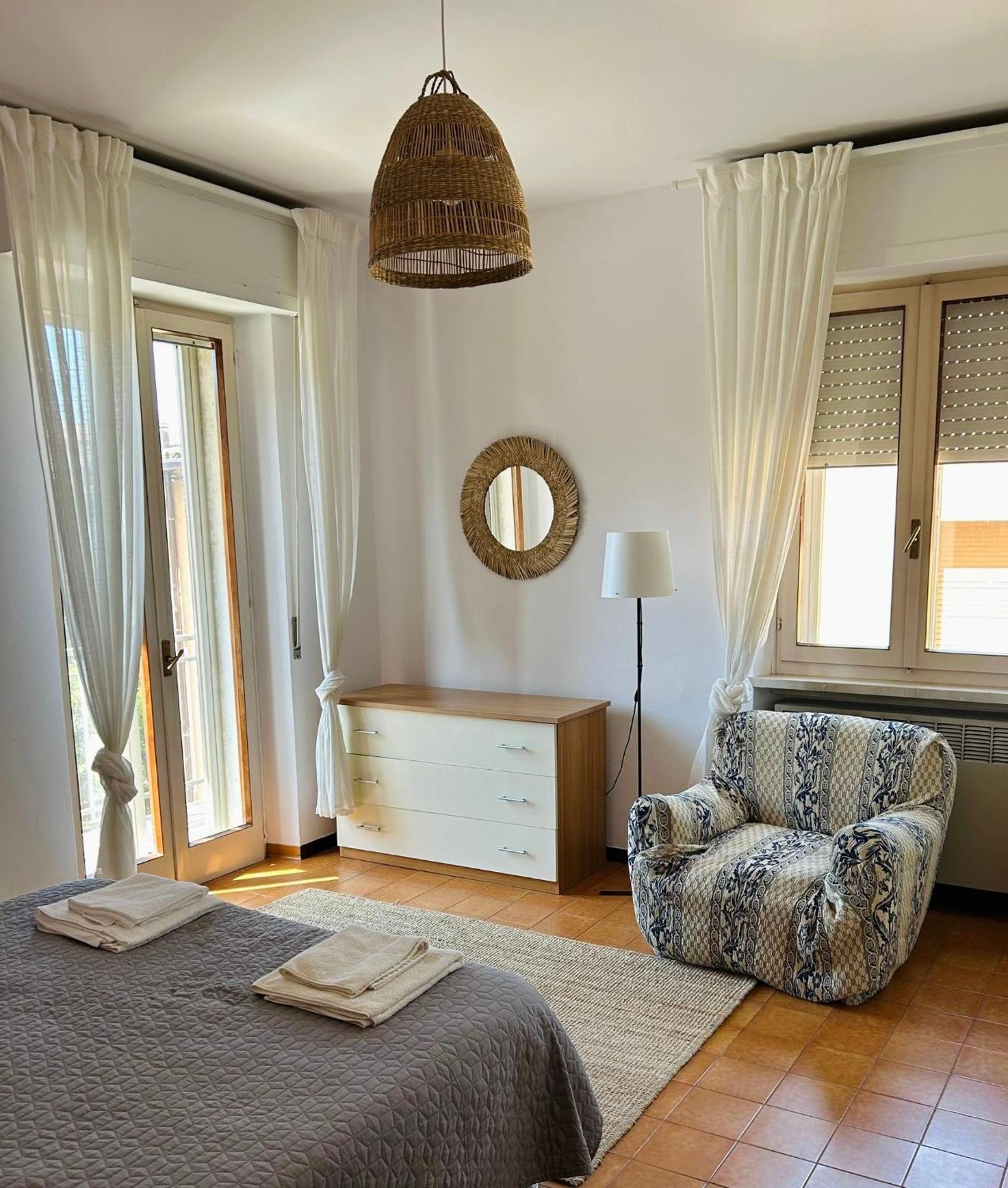 Apartment Al Lago, Torri Del Benaco Ngoại thất bức ảnh